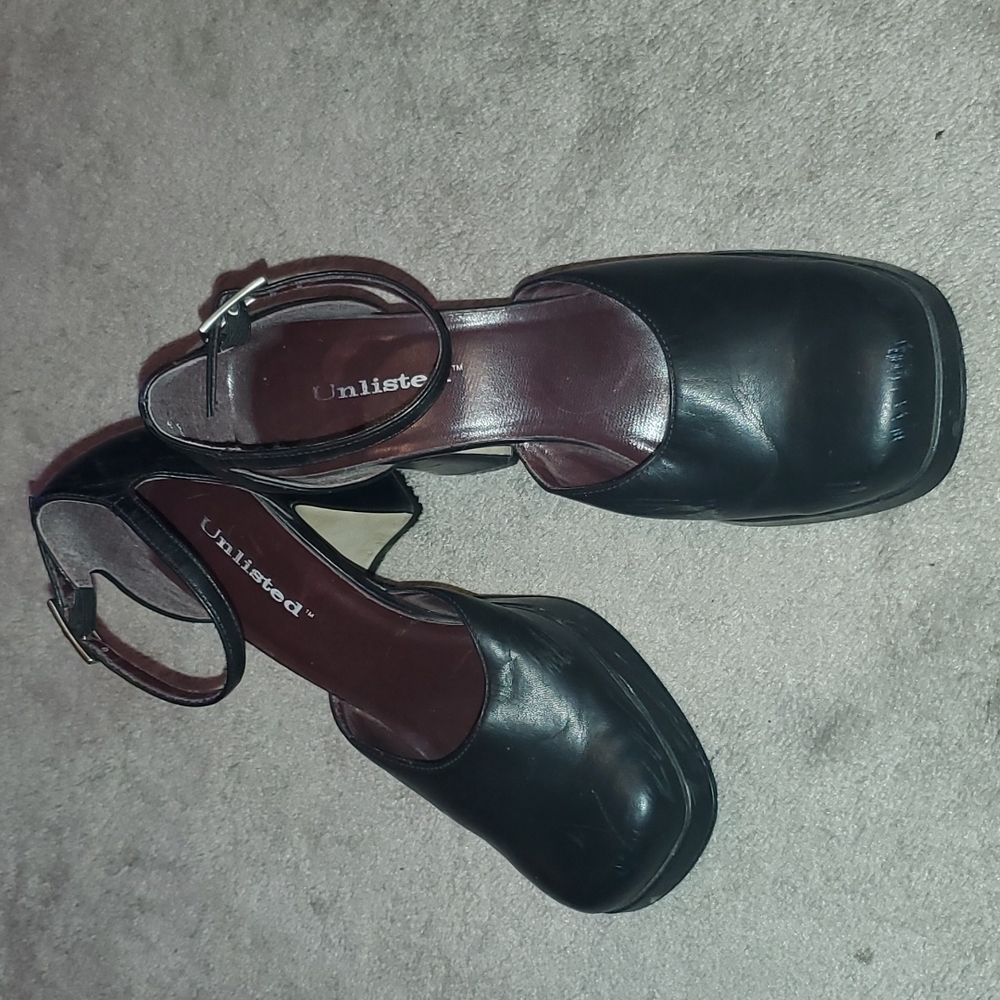 Authentic 90's Mary Janes